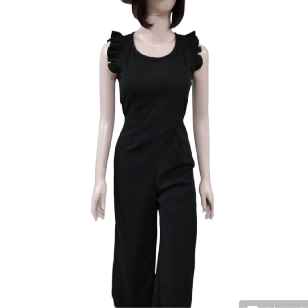 Jumpsuit 🖤